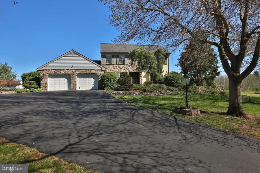 33 Harvest Ln, Perkasie, PA 18944 - #2