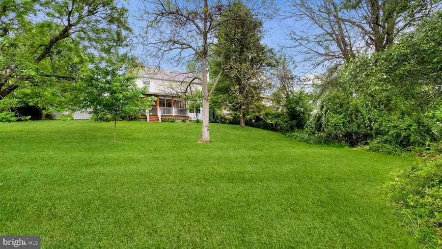 4806 Woodspring Dr, Pipersville, PA 18947 - #2