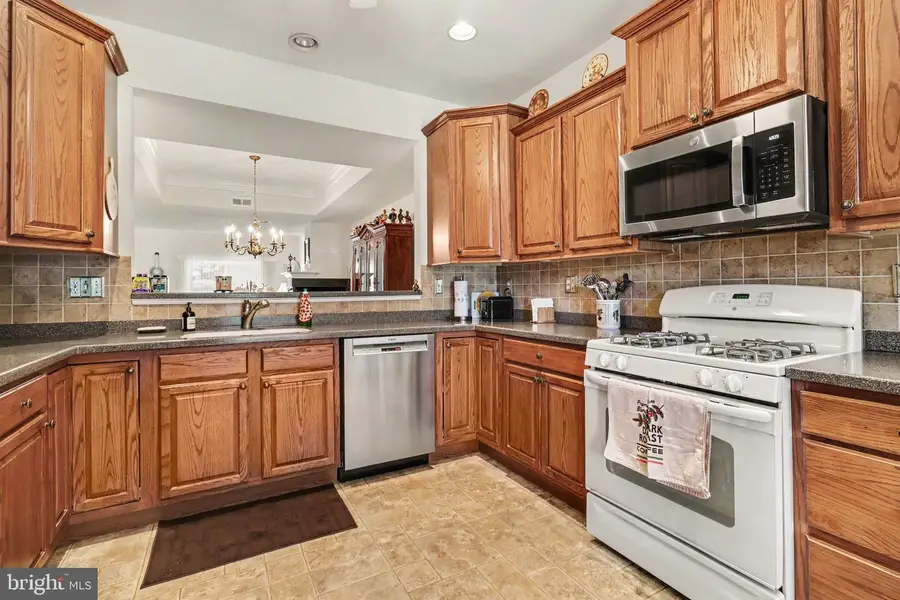 115 Reagan Dr, Sellersville, PA 18960 - #3