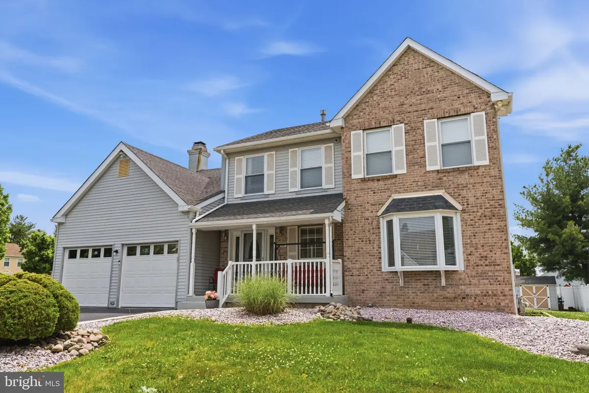 2732 Woodsview Dr, Bensalem, PA 19020 - #1