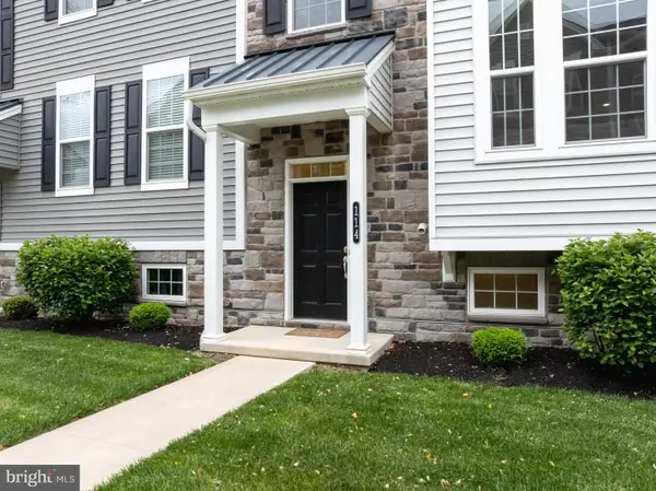 114 Hartzels Ln, CHALFONT, PA 18914