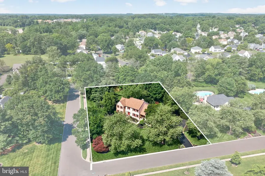 305 Cottonwood Dr, Langhorne, PA 19047 - #3