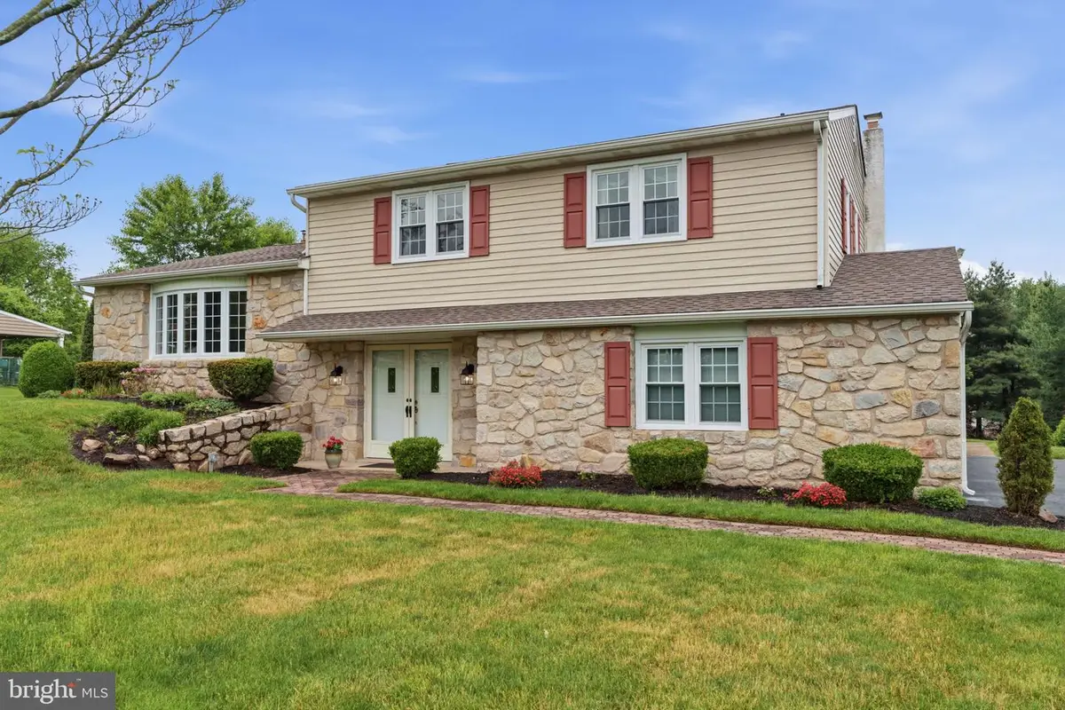 64 Windmill Dr, Southampton, PA 18966 - #1