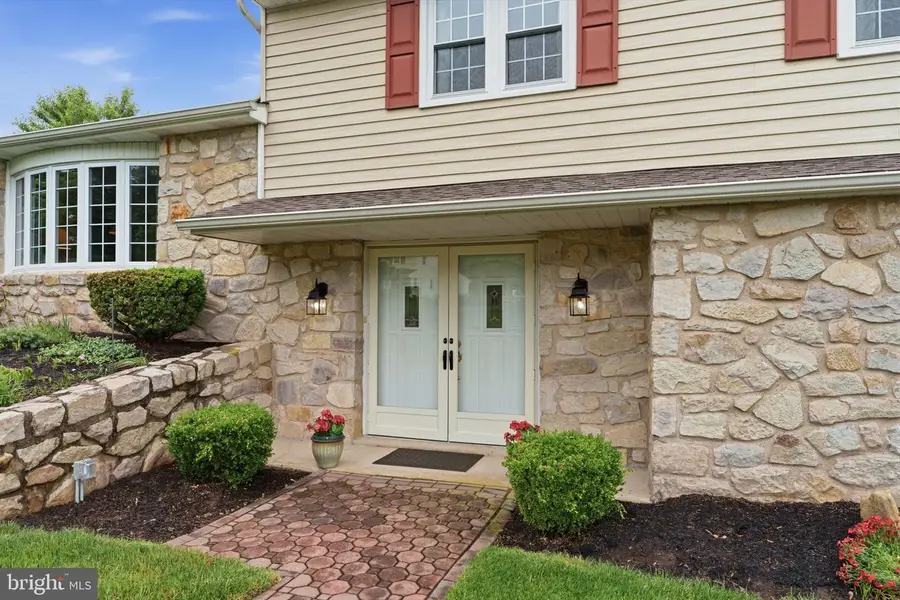 64 Windmill Dr, Southampton, PA 18966 - #3