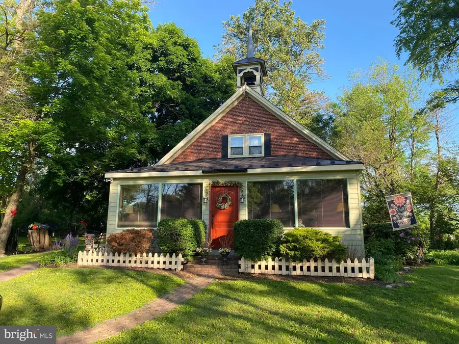 601 Orchard Rd, Sellersville, PA 18960 - #2