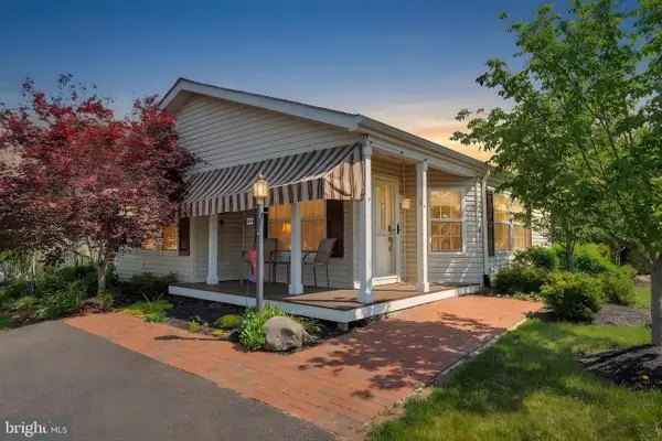 222 Thrush Cir, NEW HOPE, PA 18938
