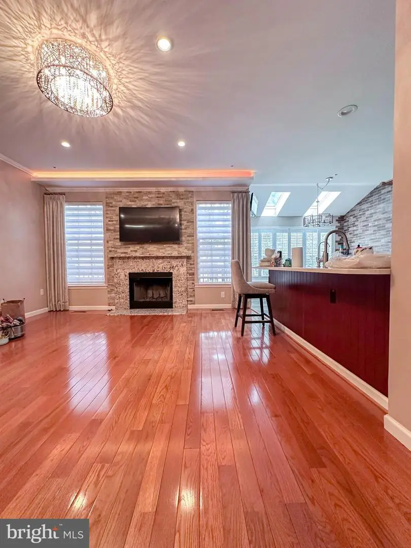 24 Brewster Dr, Warminster, PA 18974 - #2