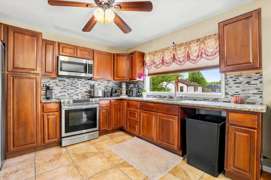 1316 Brown Ave, Bensalem, PA 19020 - #2