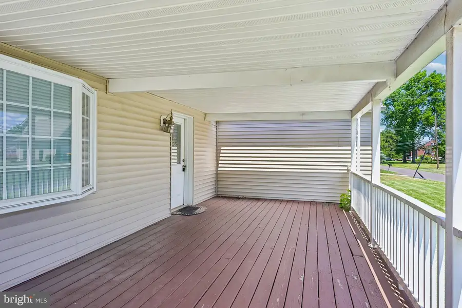 1440 Centre St, Levittown, PA 19057 - #2