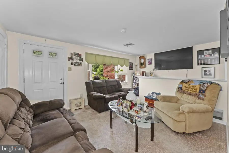421 E Reliance Rd, Telford, PA 18969 - #2