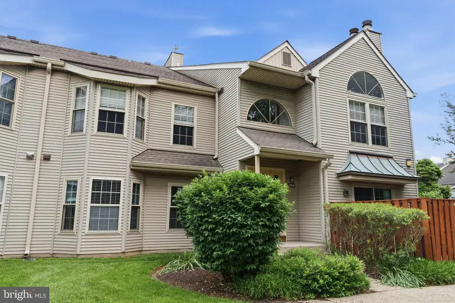 2104 Brookhaven Dr, Yardley, PA 19067 - #2