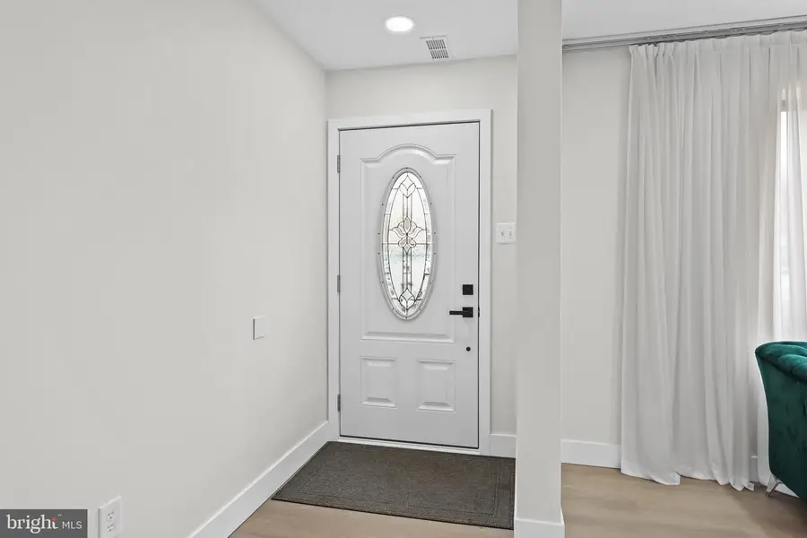 1124 Sheffield Ct, Bensalem, PA 19020 - #2