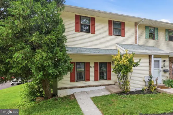 520 Pebble Ridge Ct, FEASTERVILLE TREVOSE, PA 19053