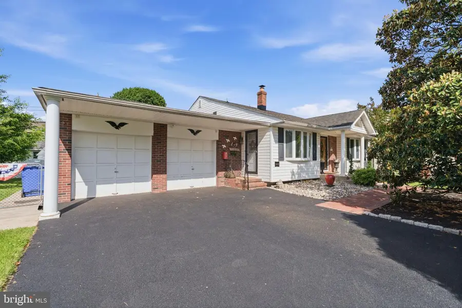 231 Cambria Ave, Bensalem, PA 19020 - #2