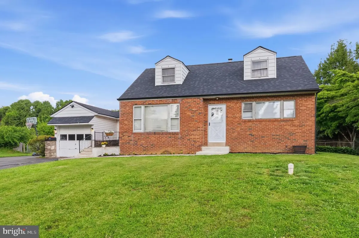 44 Jay St, Feasterville Trevose, PA 19053 - #1