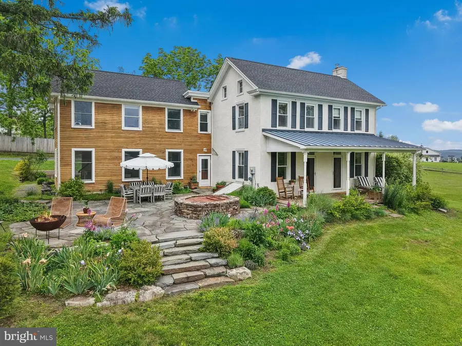 235 Church Hill Rd, Kintnersville, PA 18930 - #2