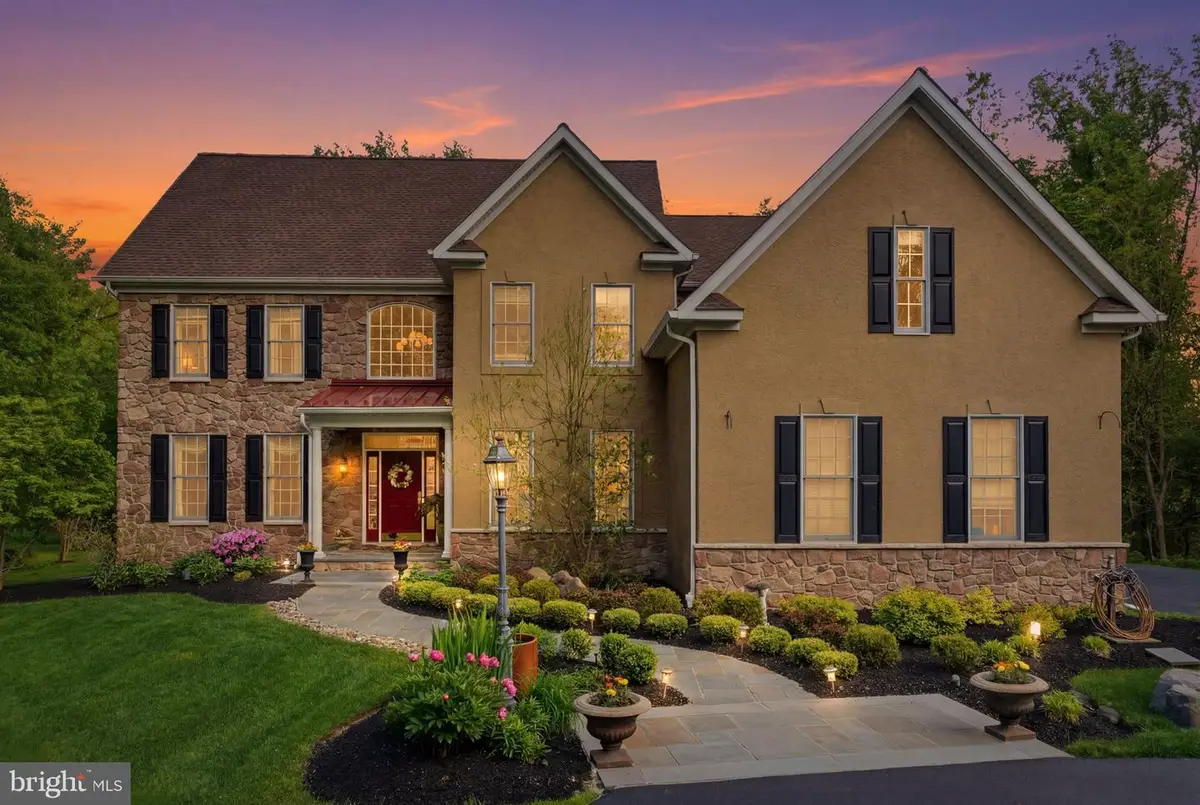250 Rocksville Rd, Southampton, PA 18966 - #1
