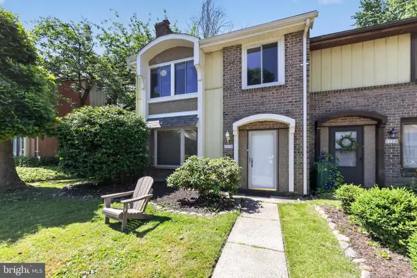 1116 Bromley Ct, BENSALEM, PA 19020