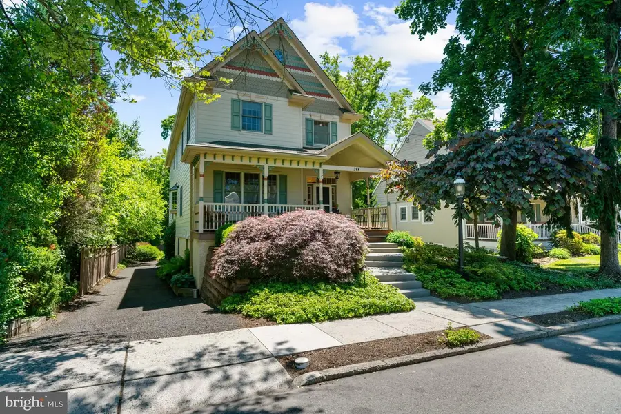 388 Linden Ave, Doylestown, PA 18901 - #2