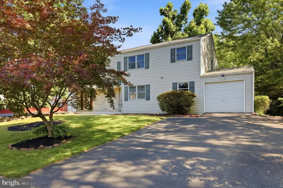 1167 Cushmore Rd, Southampton, PA 18966 - #2