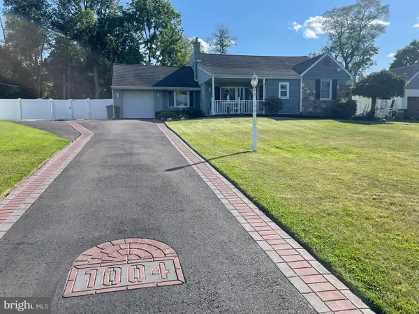 1004 Hillside Dr, SOUTHAMPTON, PA 18966