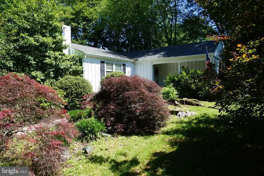 240 Edison Furlong Rd, Doylestown, PA 18901 - #2