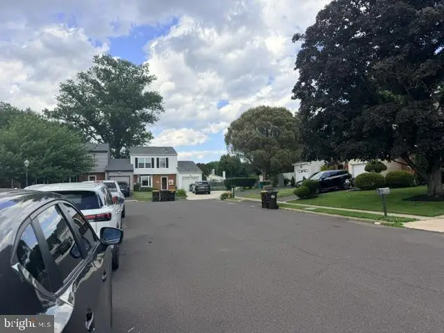 5755 Randall Ct, Bensalem, PA 19020 - #3