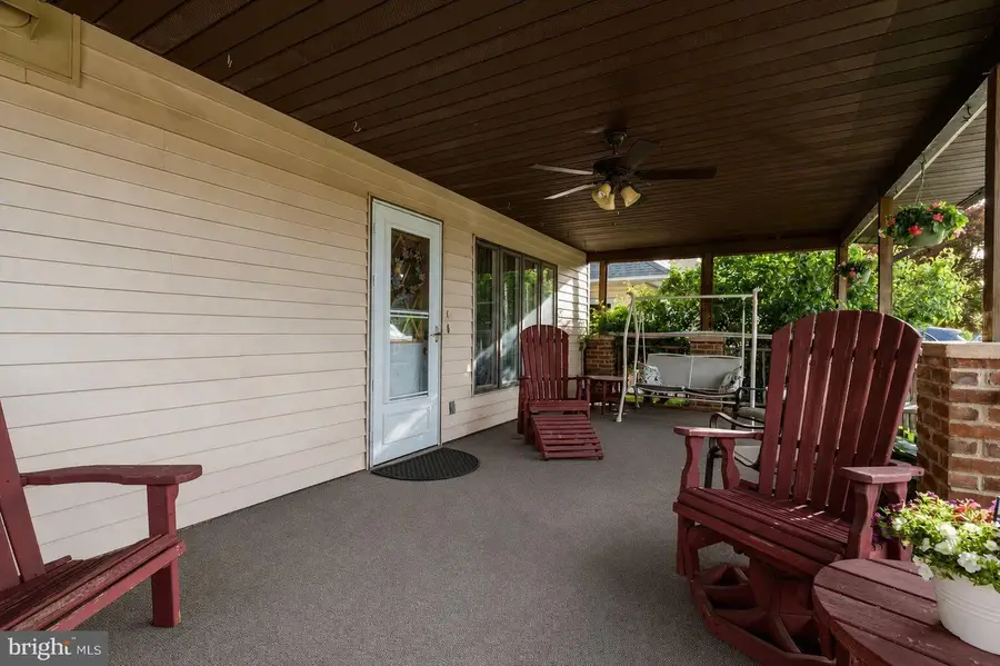 12 Idolstone Rd, Levittown, PA 19057 - #3