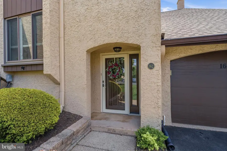 162 Golf Club Dr, Langhorne, PA 19047 - #3