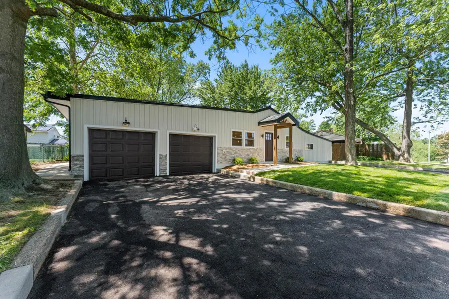 55 Balsam Rd, Levittown, PA 19057 - #3