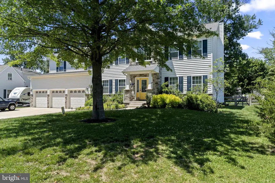 321 W Richardson Ave, Langhorne, PA 19047 - #3