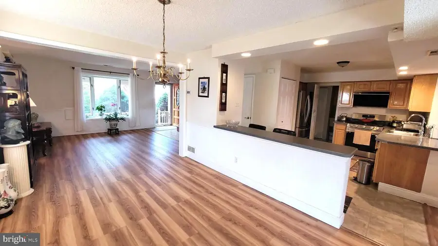 6433 Lenox Ct, Bensalem, PA 19020 - #3
