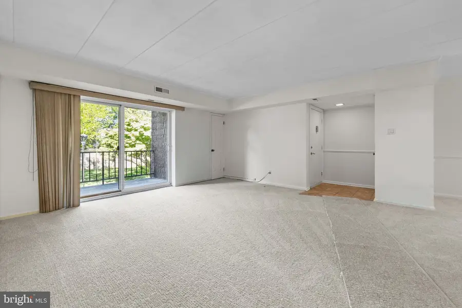 81 Oakridge Dr, Langhorne, PA 19047 - #3