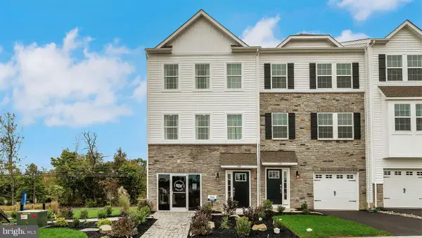 309 Lantern Court, SELLERSVILLE, PA 18960