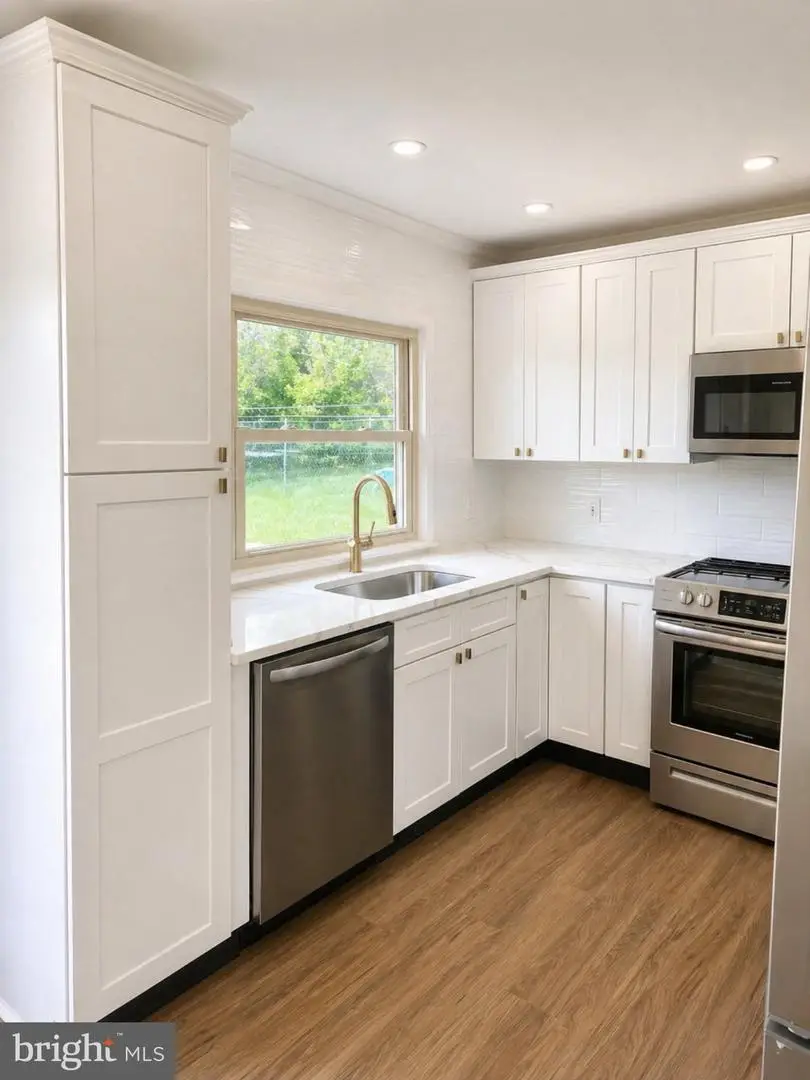 204 Kenwood S, Levittown, PA 19055 - #3