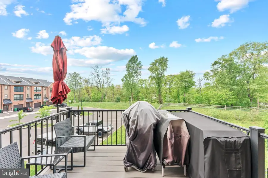 8 Sienna Pl, Feasterville Trevose, PA 19053 - #3