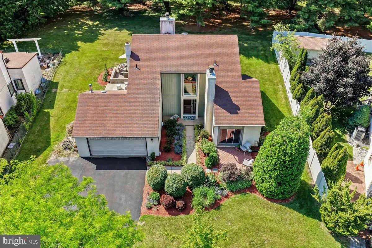 103 Grove Cir, Chalfont, PA 18914 - #1