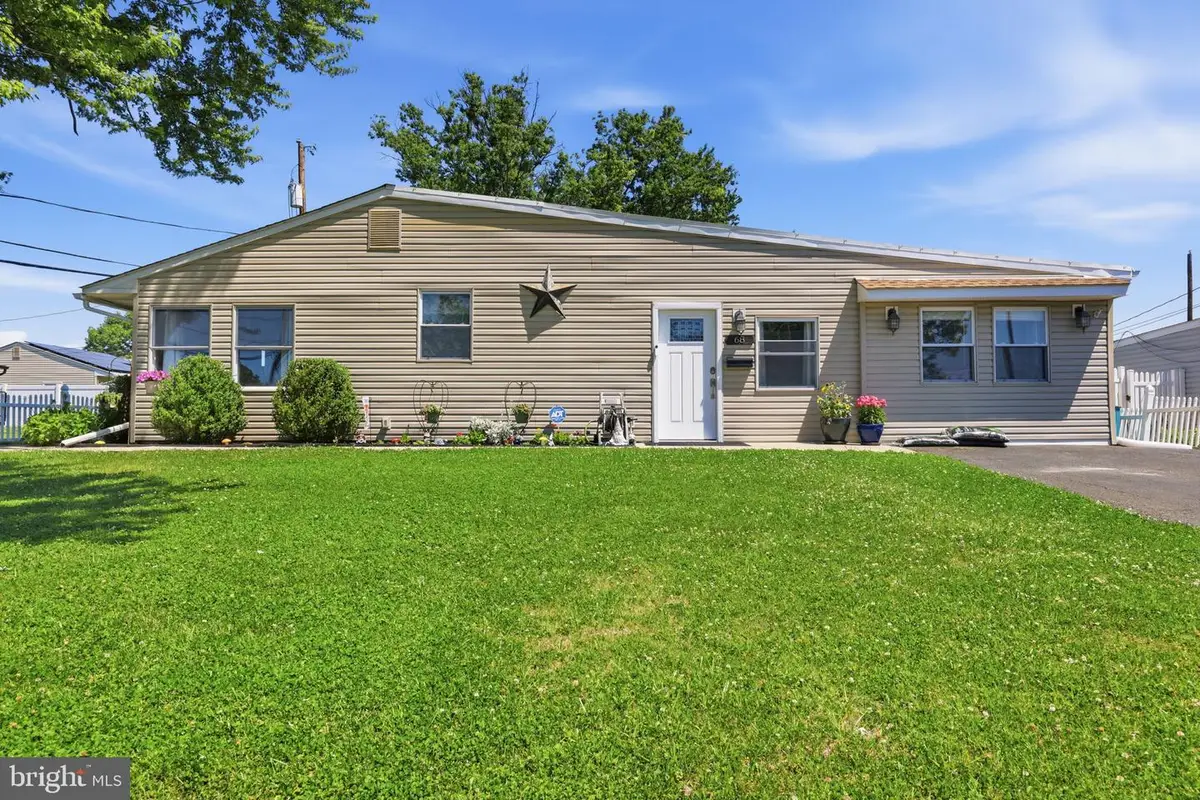 68 Butternut Rd, Levittown, PA 19057 - #1