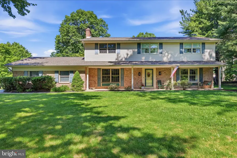 10 Pheasant Dr, Holland, PA 18966 - #2