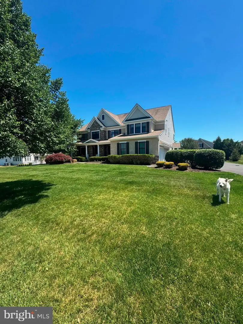 4 Copperleaf Ct, Warminster, PA 18974 - #1