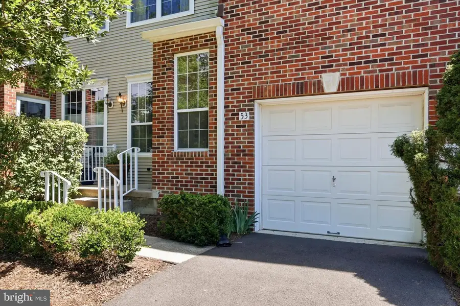 53 Dispatch Dr, Washington Crossing, PA 18977 - #2