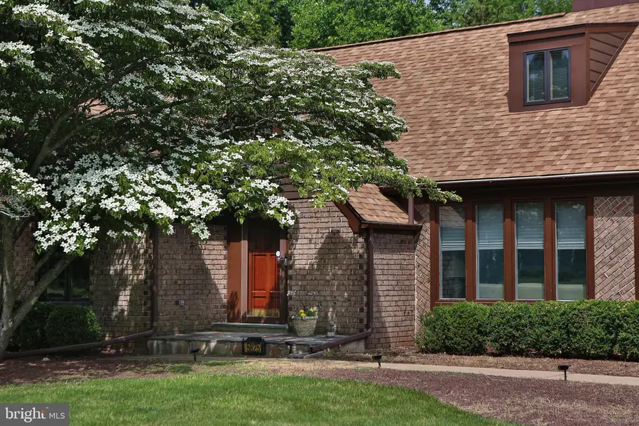 5825 S Deer Run Rd, Doylestown, PA 18902 - #2