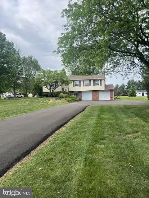 1002 Telegraph Rd, PERKASIE, PA 18944
