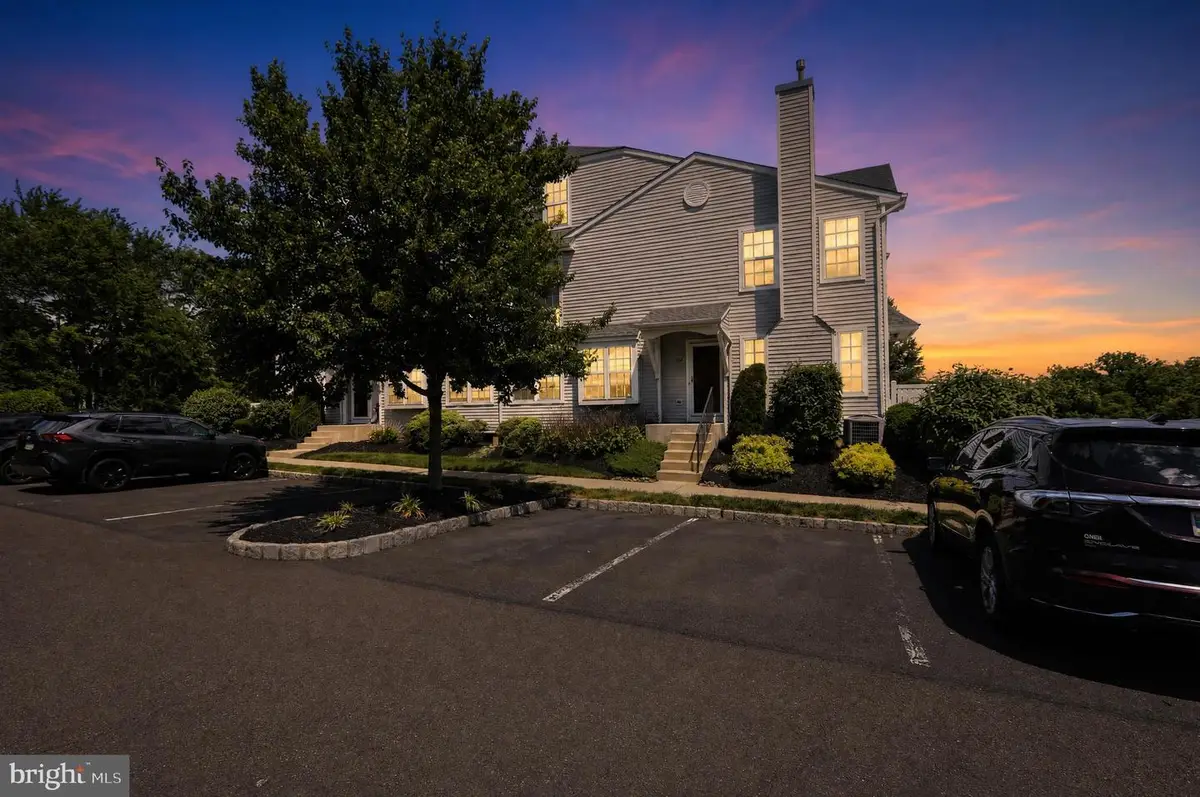 327 Eagle Court #201, Jamison, PA 18929 - #1