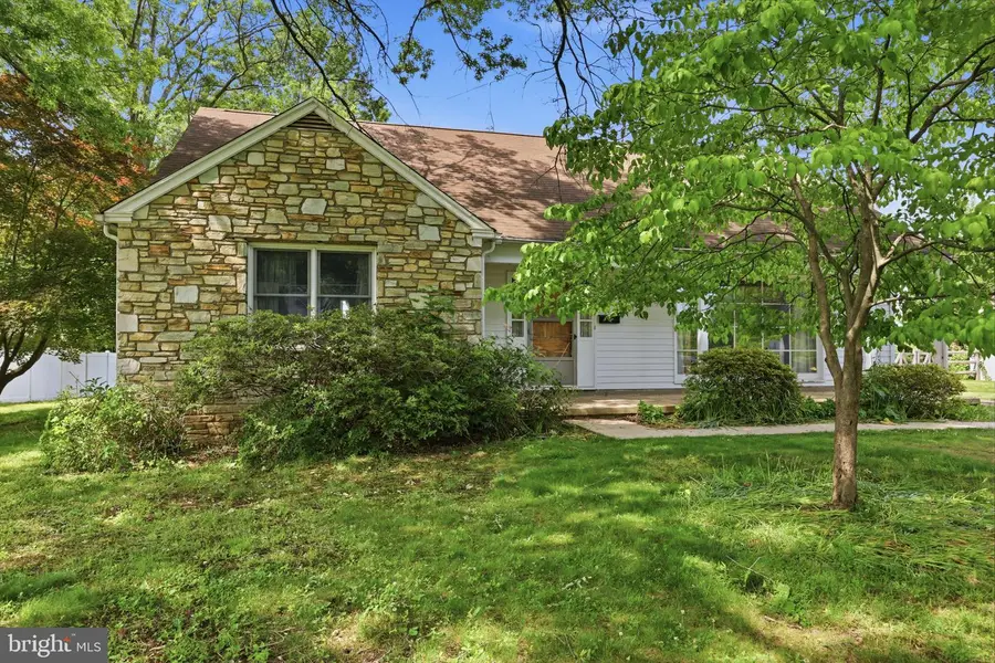 623 Lafayette St, Newtown, PA 18940 - #2