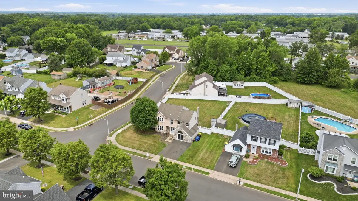 2028 Chatham Dr, Bensalem, PA 19020 - #1