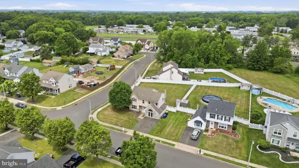 2028 Chatham Dr, BENSALEM, PA 19020