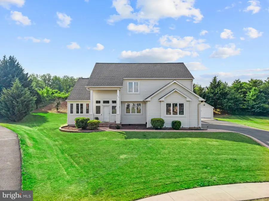 936 Longwood Ct, Chalfont, PA 18914 - #2
