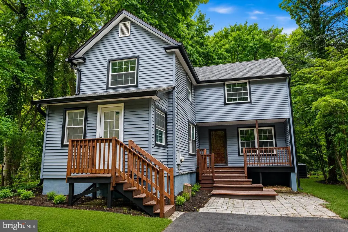 227 W Ferry Rd, Yardley, PA 19067 - #1
