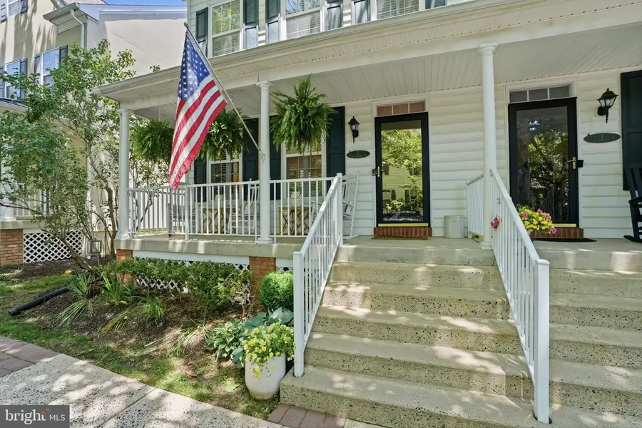 5 Woodbridge Dr, Doylestown, PA 18901 - #3